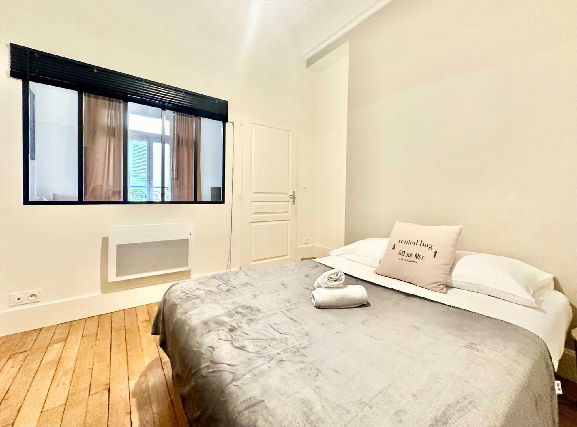 Apartmán Le Pantheon, Urbain Et Authentique Limoges Exteriér fotografie