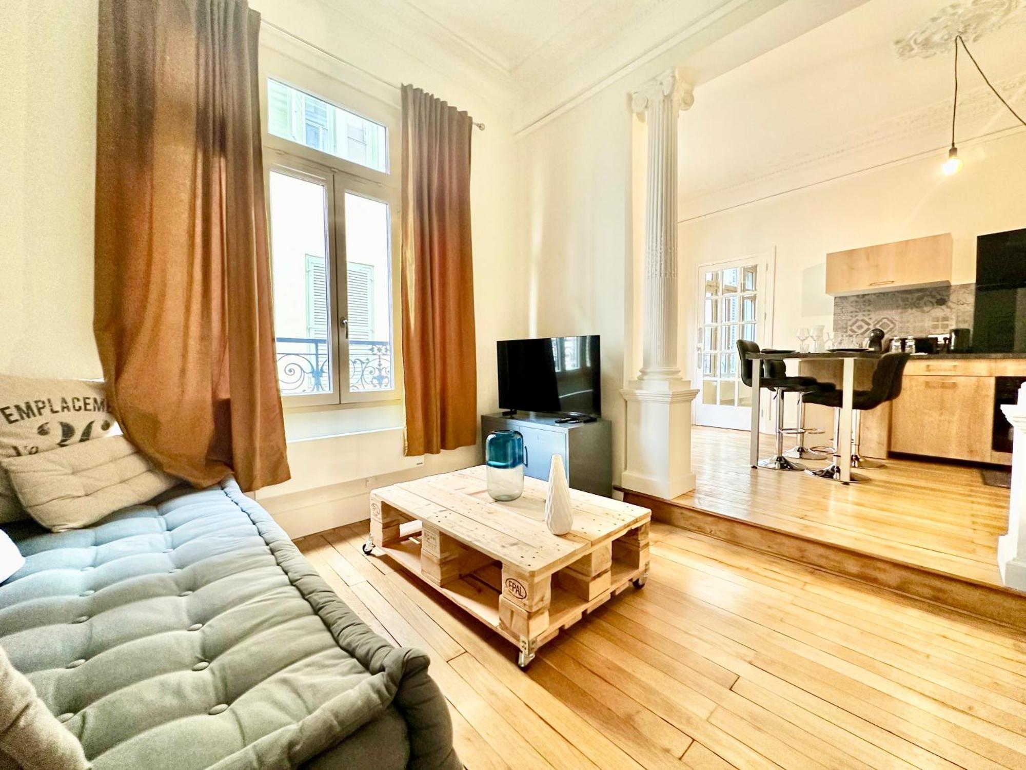 Apartmán Le Pantheon, Urbain Et Authentique Limoges Exteriér fotografie